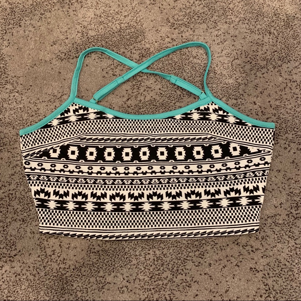 En Creme | Geometric Print Crop Tank Top